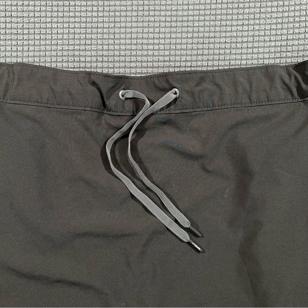Speedo Womens Swim Skirt Skort XL Black Compression Shorts Athletic Swim Bottom - Picture 2 of 7